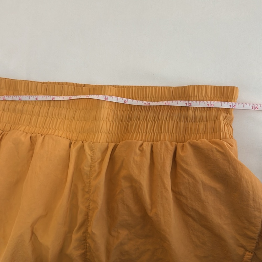 All in Motion Women's High-Rise Flex Shorts 3" in Organge Size S - Picture 6 of 10